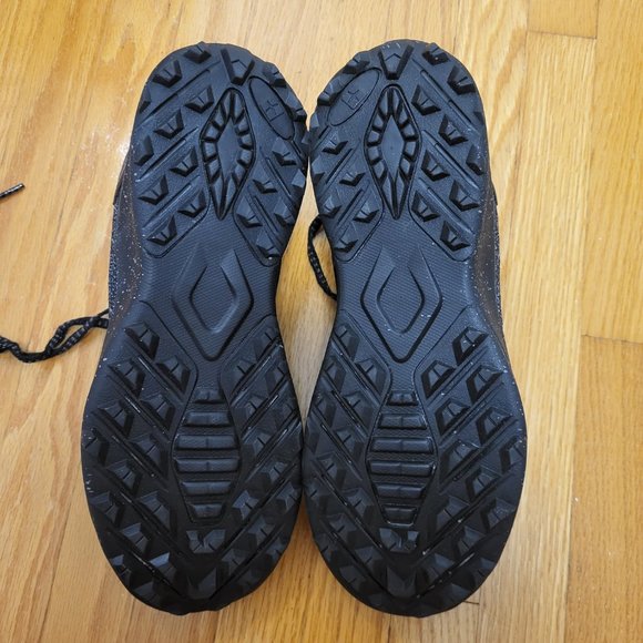 Size 7 Women's Reflective Ortholite Sneakers - Picture 7 of 8